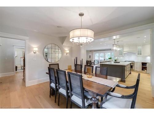 1330 Birchwood Heights Drive, Mississauga, ON - Indoor Photo Showing Dining Room