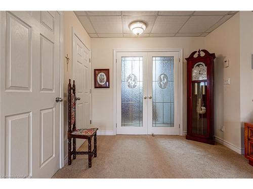5101 Mount Nemo Crescent, Burlington, ON - Indoor Photo Showing Other Room