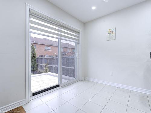 130 Swindale Drive, Milton, ON - Indoor Photo Showing Other Room