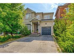5690 Freshwater Drive  Mississauga, ON L5M 7G2