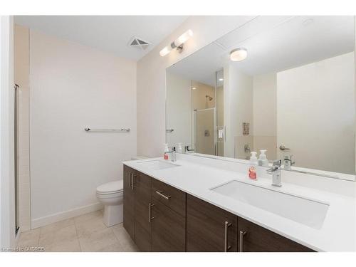 107-150 Sabina Drive Drive, Oakville, ON - Indoor Photo Showing Bathroom