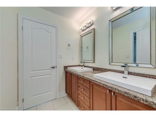 2439 Sylvia Drive, Oakville, ON - Indoor Photo Showing Bathroom