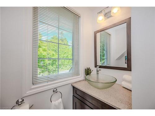 76 Brock Street, Oakville, ON - Indoor Photo Showing Bathroom