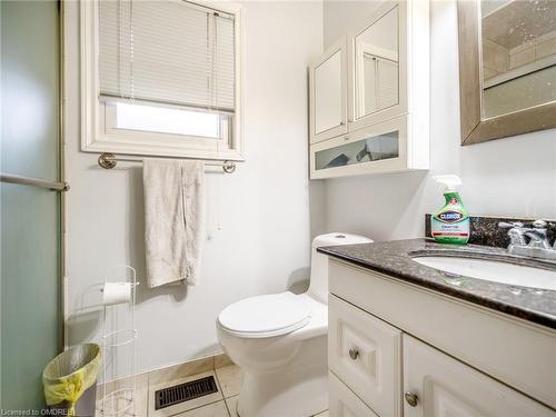 Unit B-49 Eastchester Avenue, St. Catharines, ON - Indoor Photo Showing Bathroom