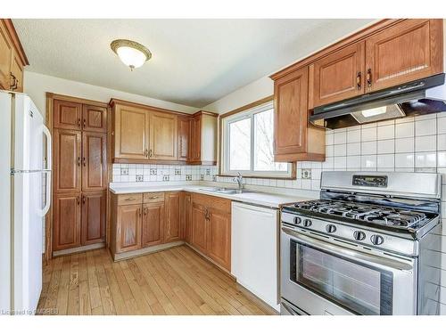 5688 Sherkston Road, Port Colborne, ON - Indoor Photo Showing Kitchen With Double Sink