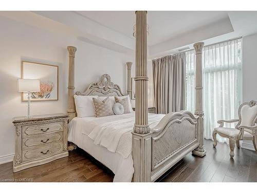 126-3500 Lakeshore Road W, Oakville, ON - Indoor Photo Showing Bedroom