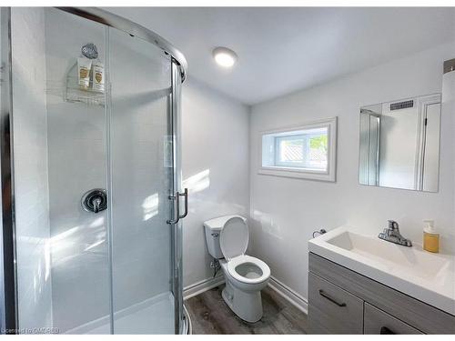 22 Cherryhill Street, Dunsford, ON - Indoor Photo Showing Bathroom