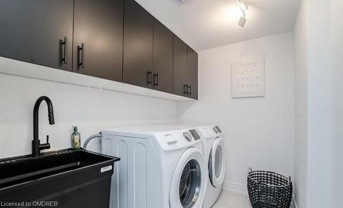31 Hiawatha Court, Vaughan, ON - Indoor Photo Showing Laundry Room