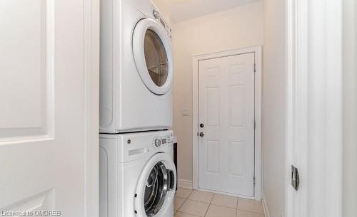 46 Ingleside Street, Vaughan, ON - Indoor Photo Showing Laundry Room