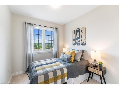 83-2280 Baronwood Drive, Oakville, ON - Indoor Photo Showing Bedroom