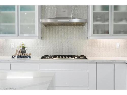 77 Granite Ridge Trail, Hamilton, ON - Indoor Photo Showing Kitchen With Upgraded Kitchen