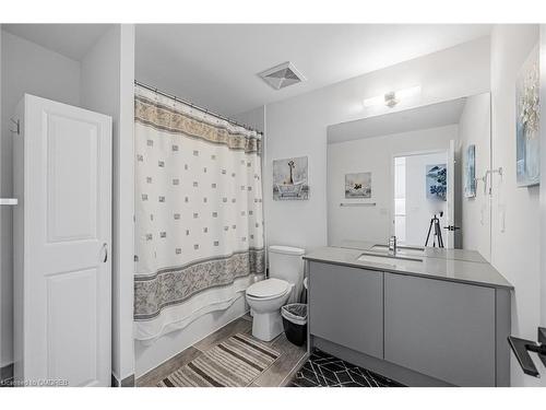 410-2489 Taunton Road Road, Oakville, ON - Indoor Photo Showing Bathroom