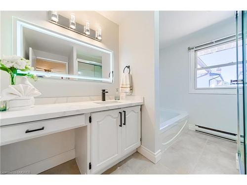 227 Queen Street, Cobourg, ON - Indoor Photo Showing Bathroom
