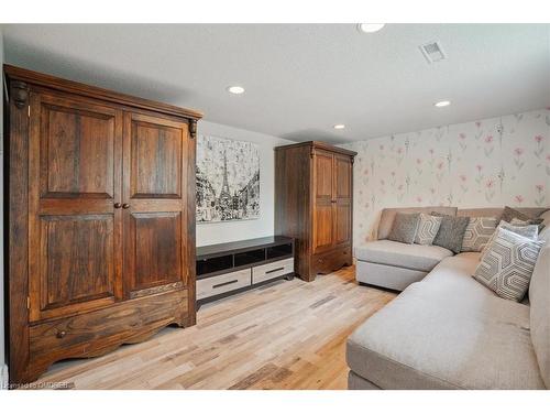 16 Church Street, Waterdown, ON - Indoor Photo Showing Living Room