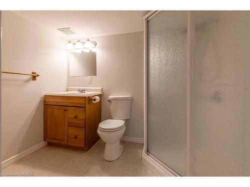 106 Alpine Avenue, Hamilton, ON - Indoor Photo Showing Bathroom
