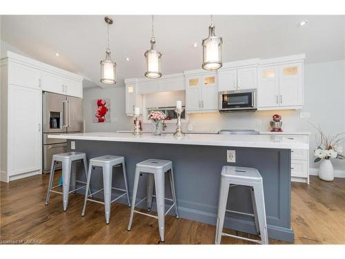 14 Princess Anne Drive, Georgetown, ON - Indoor Photo Showing Kitchen With Upgraded Kitchen