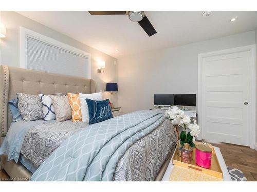 14 Princess Anne Drive, Georgetown, ON - Indoor Photo Showing Bedroom