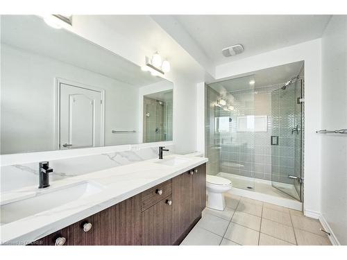 356 Athabasca Common, Oakville, ON - Indoor Photo Showing Bathroom
