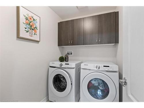 47 Postmaster Drive, Kitchener, ON - Indoor Photo Showing Laundry Room