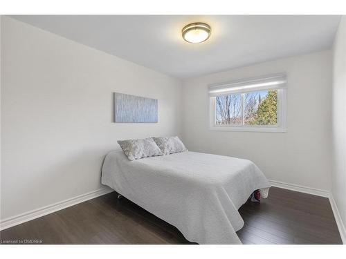 16-3345 Silverado Drive, Mississauga, ON - Indoor Photo Showing Bedroom