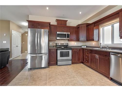 5 Corbin Street, St. Catharines, ON - Indoor Photo Showing Kitchen With Double Sink