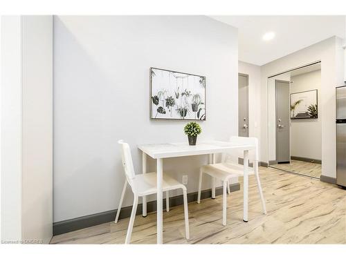 421-77 Leland Street, Hamilton, ON - Indoor Photo Showing Dining Room