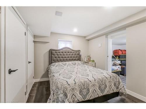 232 Slater Crescent, Oakville, ON - Indoor Photo Showing Bedroom