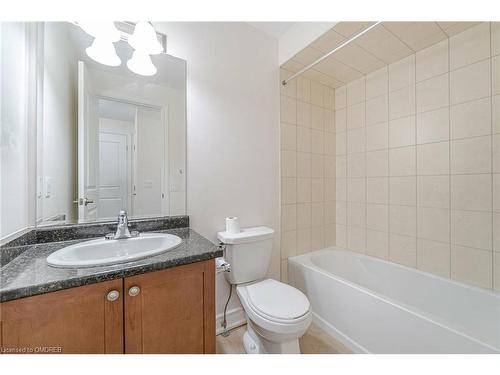 84 Heming Trail, Ancaster, ON - Indoor Photo Showing Bathroom