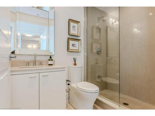 721-3500 Lakeshore Road W, Oakville, ON - Indoor Photo Showing Bathroom