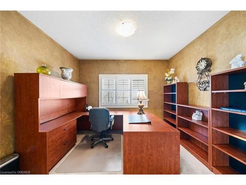 2404 Valley Forest Way, Oakville, ON - Indoor Photo Showing Office