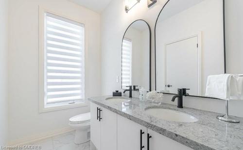 75 George Kirby Street, Vaughan, ON - Indoor Photo Showing Bathroom