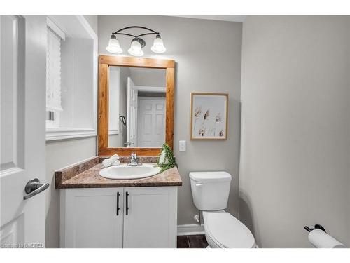 573 Baldwin Crescent, Woodstock, ON - Indoor Photo Showing Bathroom