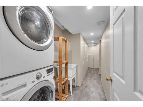 573 Baldwin Crescent, Woodstock, ON - Indoor Photo Showing Laundry Room