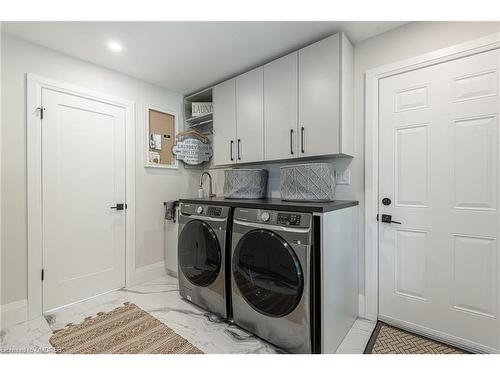 1300 #1 Side Road, Burlington, ON - Indoor Photo Showing Laundry Room