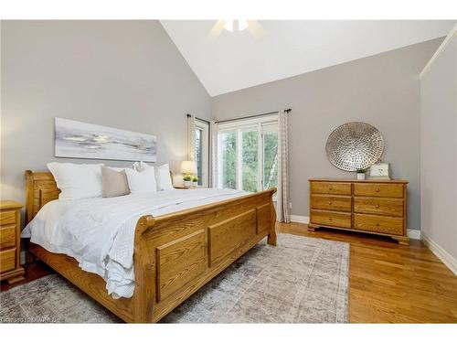 380 Progreston Road, Carlisle, ON - Indoor Photo Showing Bedroom