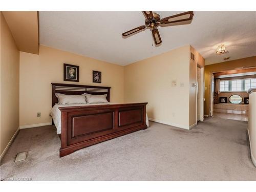 63 Tradewind Drive, Oakville, ON - Indoor Photo Showing Bedroom