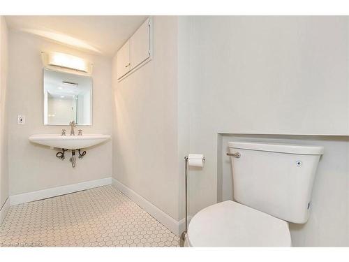Lower-4 Sandra Court, Hamilton, ON - Indoor Photo Showing Bathroom