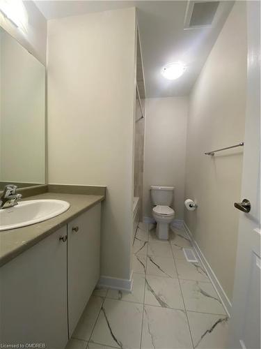 135 Keelson Street, Welland, ON - Indoor Photo Showing Bathroom