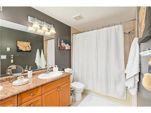 78 Connor Avenue, Collingwood, ON - Indoor Photo Showing Bathroom