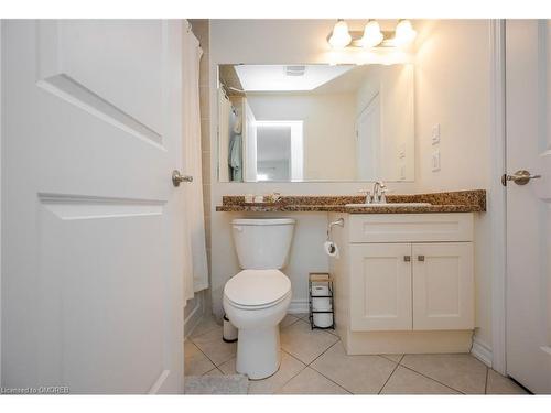 312 Jemima Drive, Oakville, ON - Indoor Photo Showing Bathroom