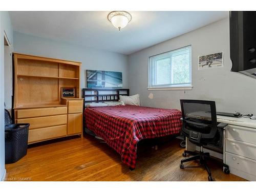 1948 Foxcroft Avenue, Mississauga, ON - Indoor Photo Showing Bedroom