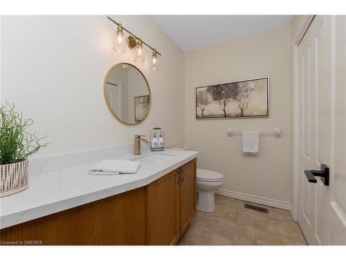 30-222 Fellowes Crescent, Waterdown, ON - Indoor Photo Showing Bathroom