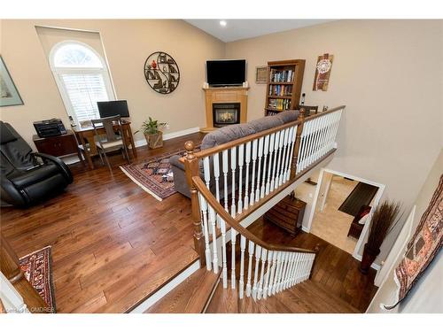30-222 Fellowes Crescent, Waterdown, ON - Indoor With Fireplace