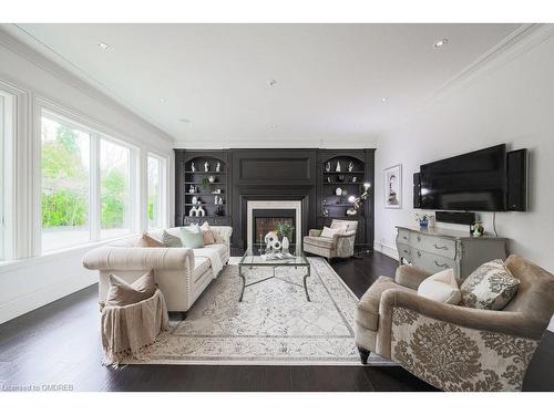 1252 Donlea Crescent, Oakville, ON - Indoor Photo Showing Living Room With Fireplace