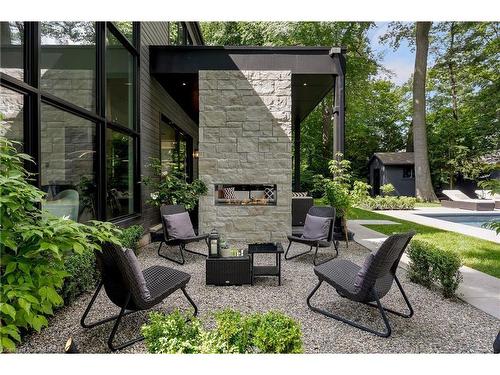 2102 Glenforest Crescent, Oakville, ON - Outdoor With Exterior