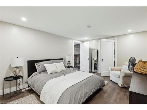 16 Ramore Street, Cambridge, ON - Indoor Photo Showing Bedroom