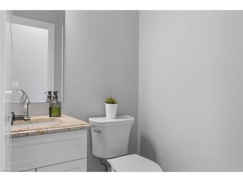 21 Sycamore Drive N, Tillsonburg, ON - Indoor Photo Showing Bathroom