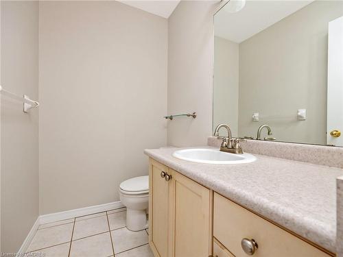 113 Tomahawk Drive, Grimsby, ON - Indoor Photo Showing Bathroom