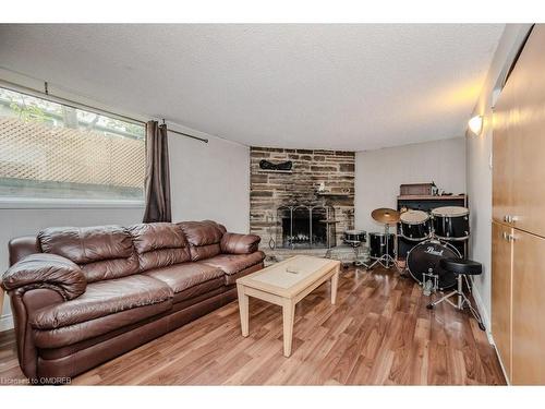 367 Yale Crescent, Oakville, ON - Indoor Photo Showing Living Room With Fireplace