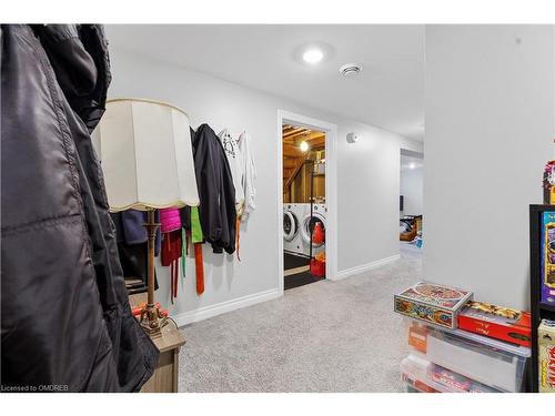 452 Ridgewood Crescent, London, ON - Indoor With Storage